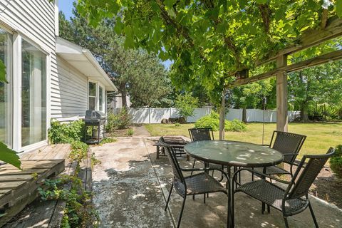 Tiny photo for 803 1st Street, Manhattan, IL 60442 (MLS # 12571693)
