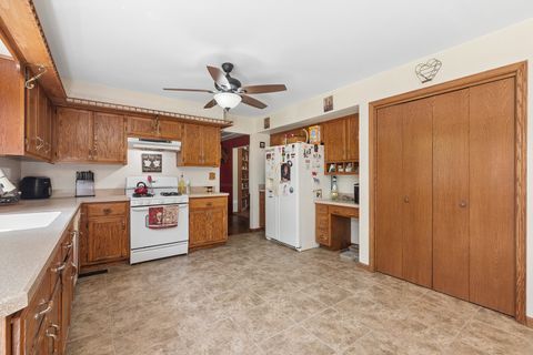 Tiny photo for 803 1st Street, Manhattan, IL 60442 (MLS # 12571693)