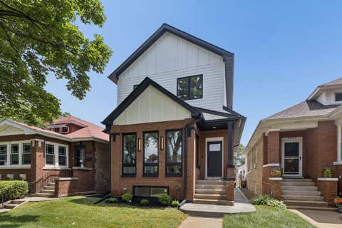 Photo of 4941 N Kildare Avenue, Chicago, IL 60630 (MLS # 12669901)