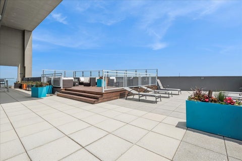 Tiny photo for 600 N Lake Shore Drive #2411, Chicago, IL 60611 (MLS # 12763928)