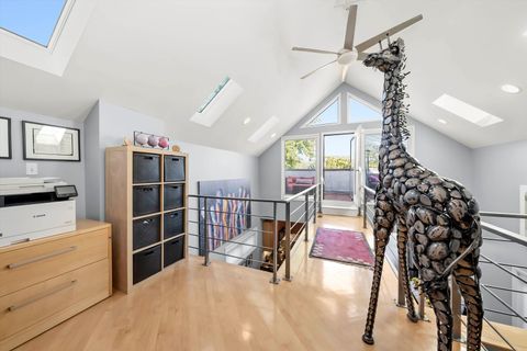 Tiny photo for 819 N Damen Avenue #3, Chicago, IL 60622 (MLS # 12498342)