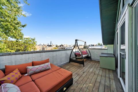 Tiny photo for 819 N Damen Avenue #3, Chicago, IL 60622 (MLS # 12498342)