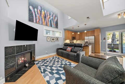 Tiny photo for 819 N Damen Avenue #3, Chicago, IL 60622 (MLS # 12498342)