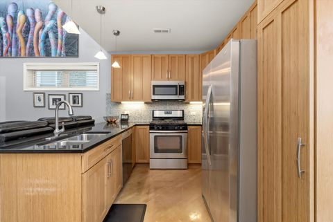 Tiny photo for 819 N Damen Avenue #3, Chicago, IL 60622 (MLS # 12498342)