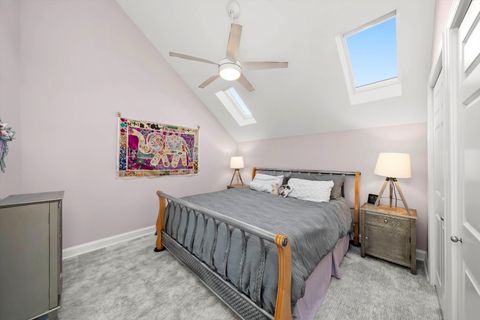 Tiny photo for 819 N Damen Avenue #3, Chicago, IL 60622 (MLS # 12498342)