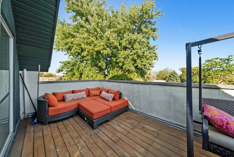 Tiny photo for 819 N Damen Avenue #3, Chicago, IL 60622 (MLS # 12498342)