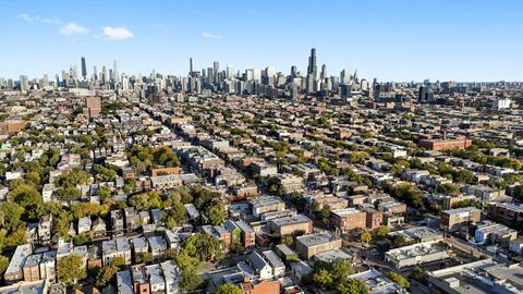 Tiny photo for 819 N Damen Avenue #3, Chicago, IL 60622 (MLS # 12498342)