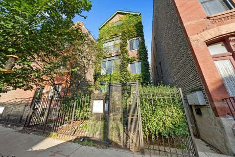 819 N Damen Avenue 3 Chicago IL 60622