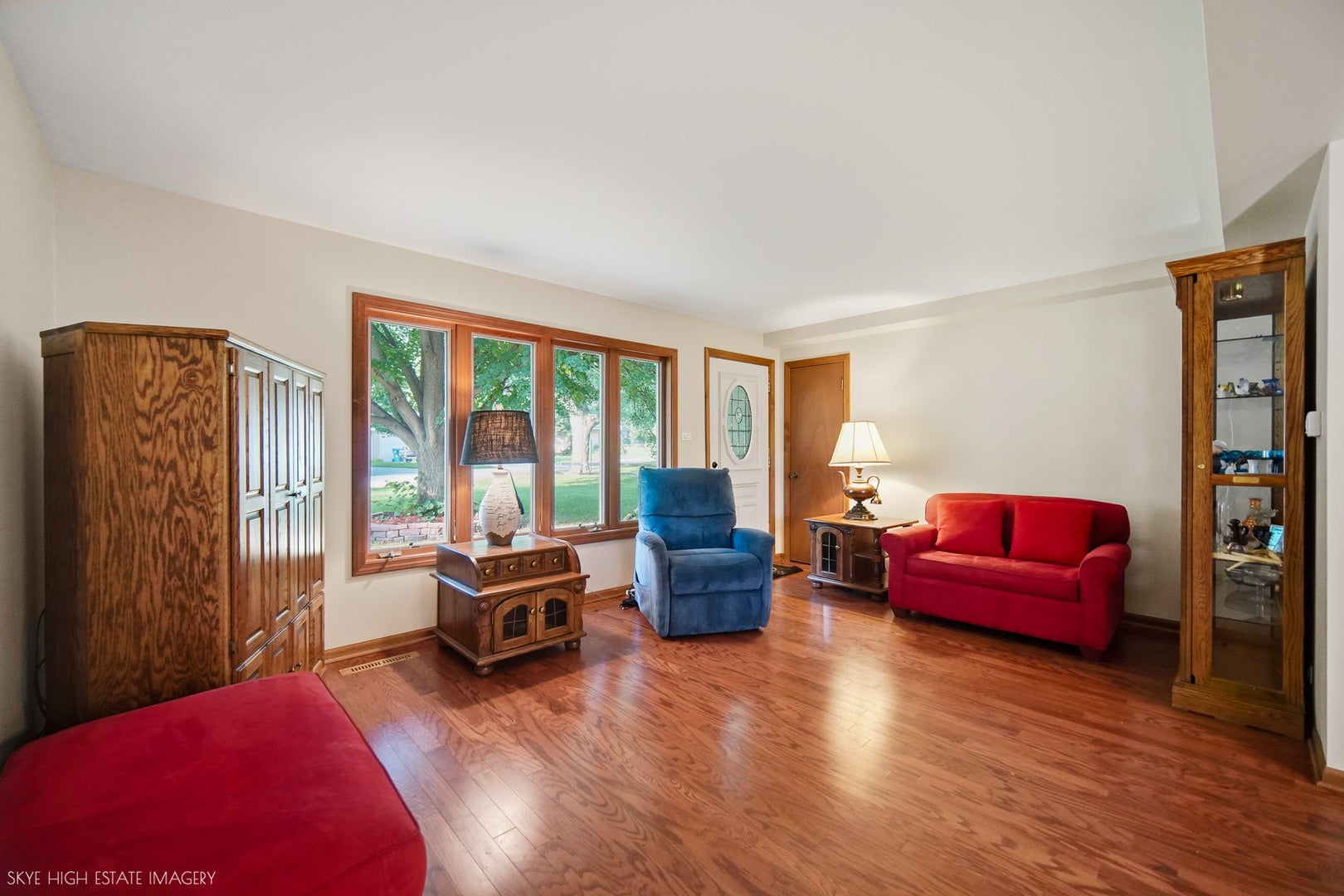 7411 W 109th Place