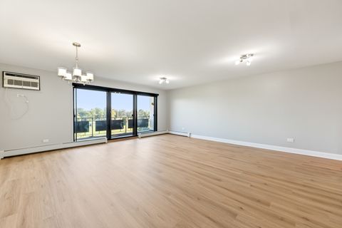 Tiny photo for 8025 W Oconnor Drive #4C, River Grove, IL 60171 (MLS # 12481419)