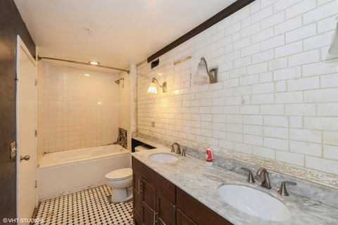 Tiny photo for 165 N Canal Street #719, Chicago, IL 60606 (MLS # 12428814)