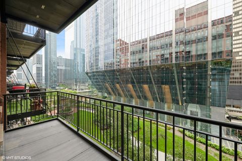Tiny photo for 165 N Canal Street #719, Chicago, IL 60606 (MLS # 12428814)