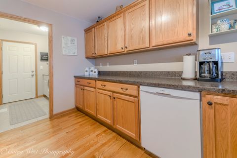 Tiny photo for 708 Nancy Court, Sycamore, IL 60178 (MLS # 12532512)