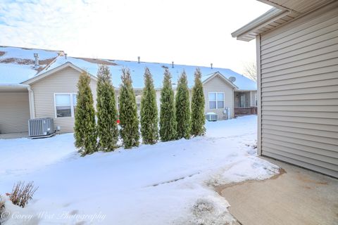 Tiny photo for 708 Nancy Court, Sycamore, IL 60178 (MLS # 12532512)