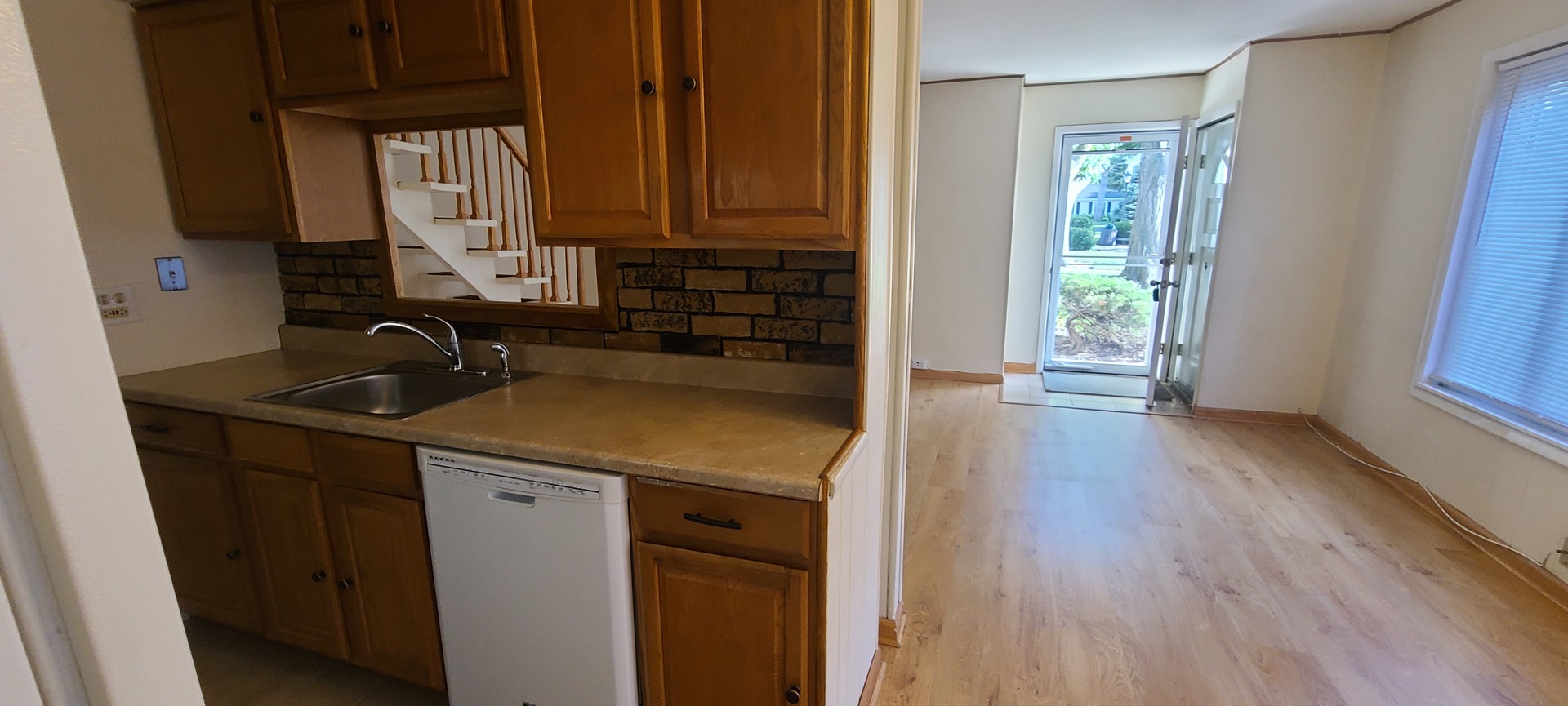 1556 Quaker Lane 174b