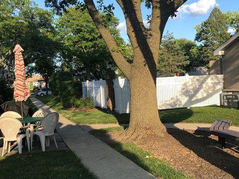 Tiny photo for 1556 Quaker Lane #174b, Prospect Heights, IL 60070 (MLS # 12630033)