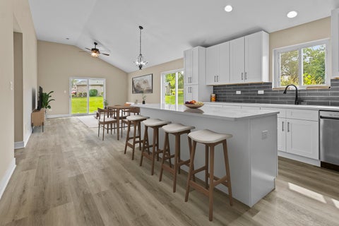 Tiny photo for 406 E Butler Avenue, Grant Park, IL 60940 (MLS # 12702107)