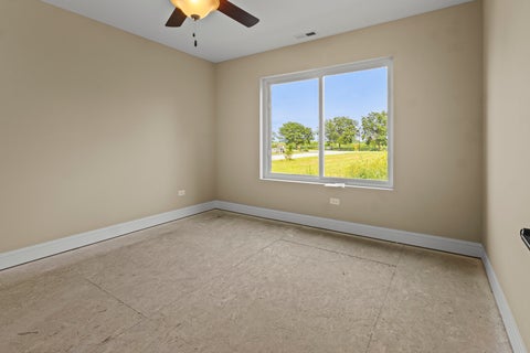 Tiny photo for 406 E Butler Avenue, Grant Park, IL 60940 (MLS # 12702107)