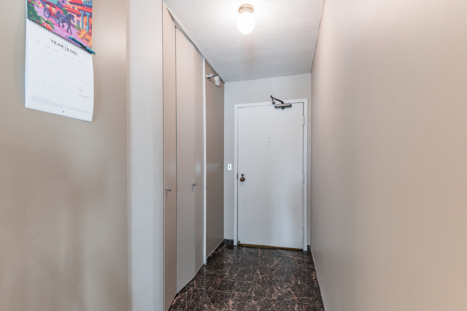 1212 N LaSalle Street 808