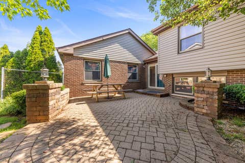 Tiny photo for 8407 Carriage Lane, Tinley Park, IL 60487 (MLS # 12675432)