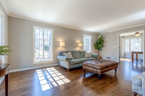 Tiny photo for 609 Old Hickory Lane, Libertyville, IL 60048 (MLS # 12589557)