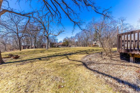 Tiny photo for 609 Old Hickory Lane, Libertyville, IL 60048 (MLS # 12589557)
