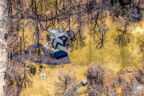 Tiny photo for 609 Old Hickory Lane, Libertyville, IL 60048 (MLS # 12589557)