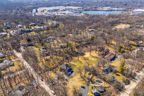 Tiny photo for 609 Old Hickory Lane, Libertyville, IL 60048 (MLS # 12589557)