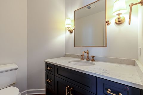 Tiny photo for 609 Old Hickory Lane, Libertyville, IL 60048 (MLS # 12589557)