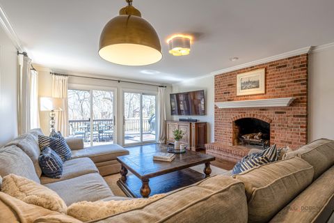 Tiny photo for 609 Old Hickory Lane, Libertyville, IL 60048 (MLS # 12589557)