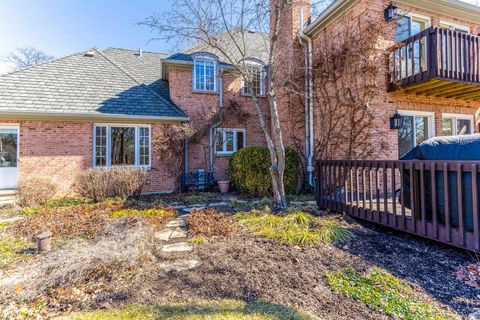 Tiny photo for 609 Old Hickory Lane, Libertyville, IL 60048 (MLS # 12589557)