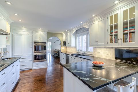 Tiny photo for 609 Old Hickory Lane, Libertyville, IL 60048 (MLS # 12589557)