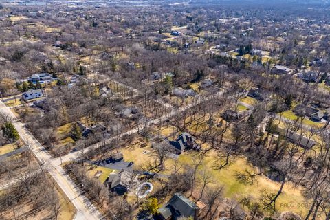 Tiny photo for 609 Old Hickory Lane, Libertyville, IL 60048 (MLS # 12589557)