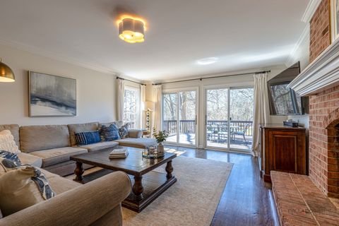 Tiny photo for 609 Old Hickory Lane, Libertyville, IL 60048 (MLS # 12589557)