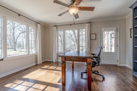 Tiny photo for 609 Old Hickory Lane, Libertyville, IL 60048 (MLS # 12589557)