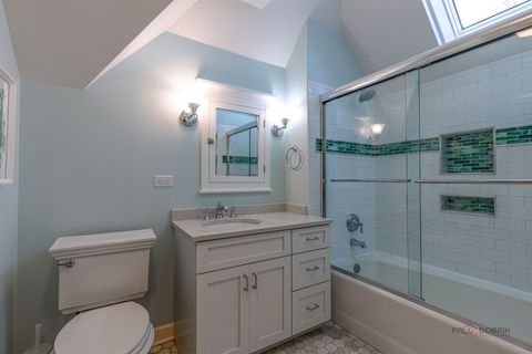 Tiny photo for 609 Old Hickory Lane, Libertyville, IL 60048 (MLS # 12589557)