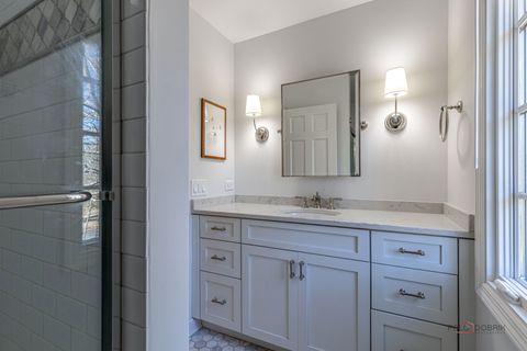 Tiny photo for 609 Old Hickory Lane, Libertyville, IL 60048 (MLS # 12589557)