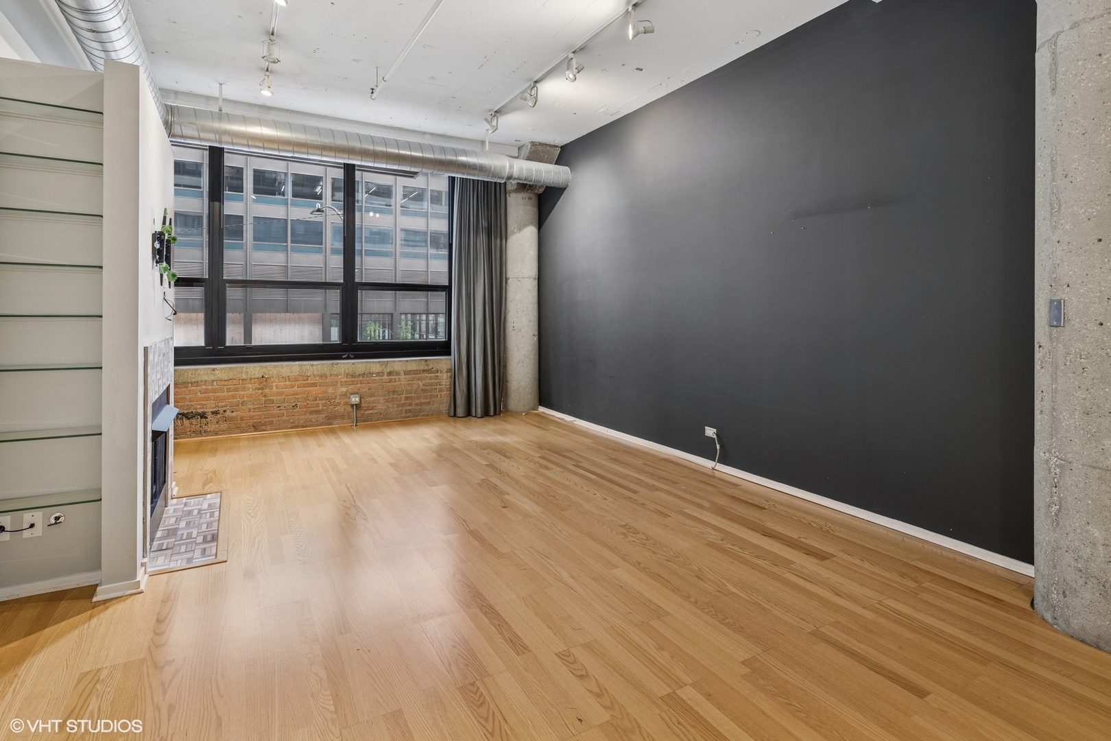 130 S CANAL Street 216