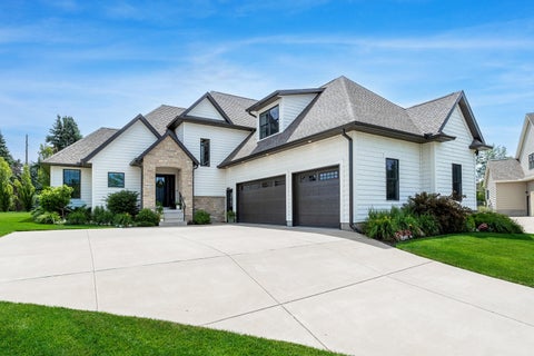 Tiny photo for 6925 Grover Station Sta, Bettendorf, IA 52722 (MLS # 12658427)