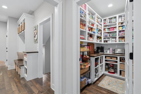 Tiny photo for 6925 Grover Station Sta, Bettendorf, IA 52722 (MLS # 12658427)