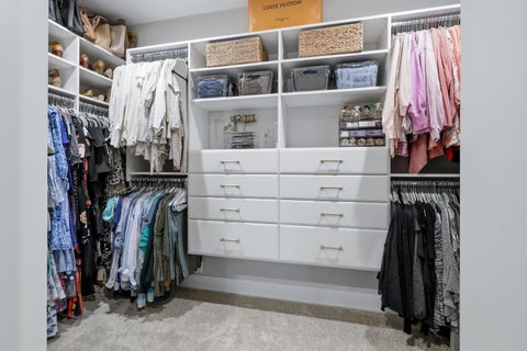 Tiny photo for 6925 Grover Station Sta, Bettendorf, IA 52722 (MLS # 12658427)