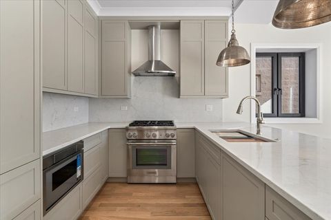 Tiny photo for 3036 N Sheffield Avenue #2N, Chicago, IL 60657 (MLS # 12485904)