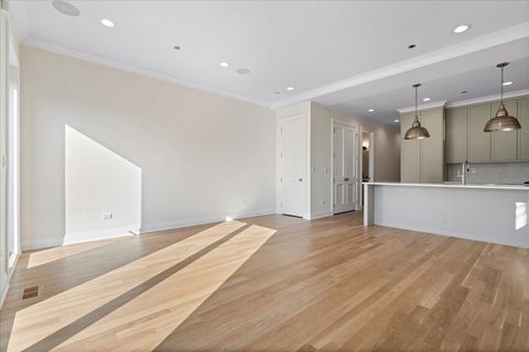 Tiny photo for 3036 N Sheffield Avenue #2N, Chicago, IL 60657 (MLS # 12485904)
