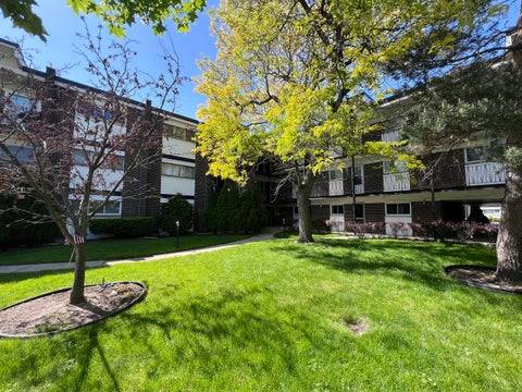 Photo of 10125 CHERRY Parkway #203, Skokie, IL 60076 (MLS # 12752113)