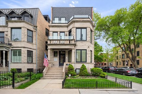 Photo of 1257 W Addison Street #3, Chicago, IL 60613 (MLS # 12638076)