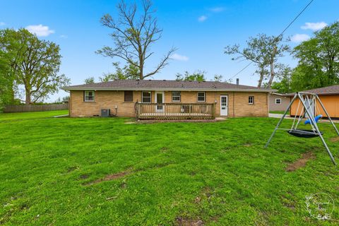 Tiny photo for 235 E 2740 S Road, Kankakee, IL 60901 (MLS # 12636386)