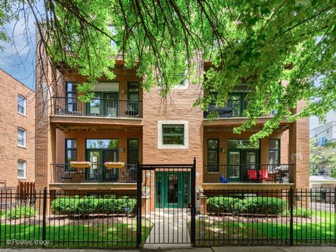 Photo of 1615 N Claremont Avenue #1S, Chicago, IL 60647 (MLS # 12657793)