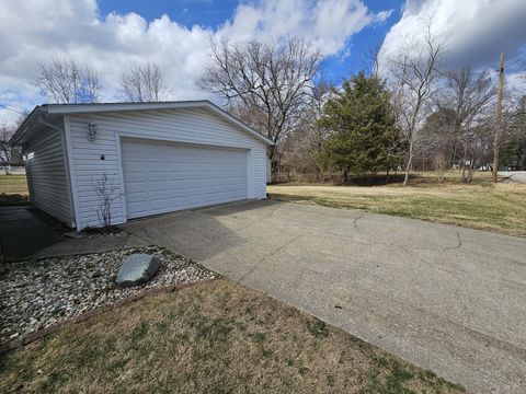 Tiny photo for 2 Linnview Drive, Mt Vernon, IL 62864 (MLS # 12586212)