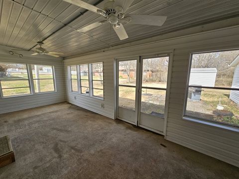 Tiny photo for 2 Linnview Drive, Mt Vernon, IL 62864 (MLS # 12586212)