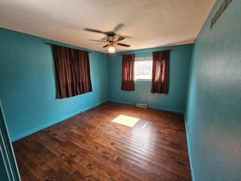 Tiny photo for 2 Linnview Drive, Mt Vernon, IL 62864 (MLS # 12586212)